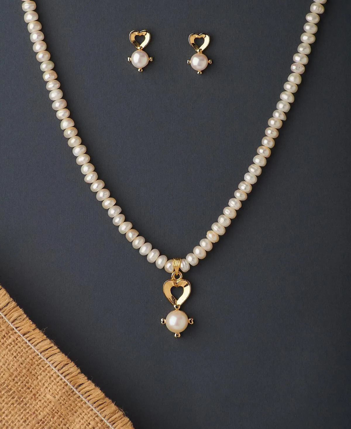 Classy Real Pearl Necklace Set