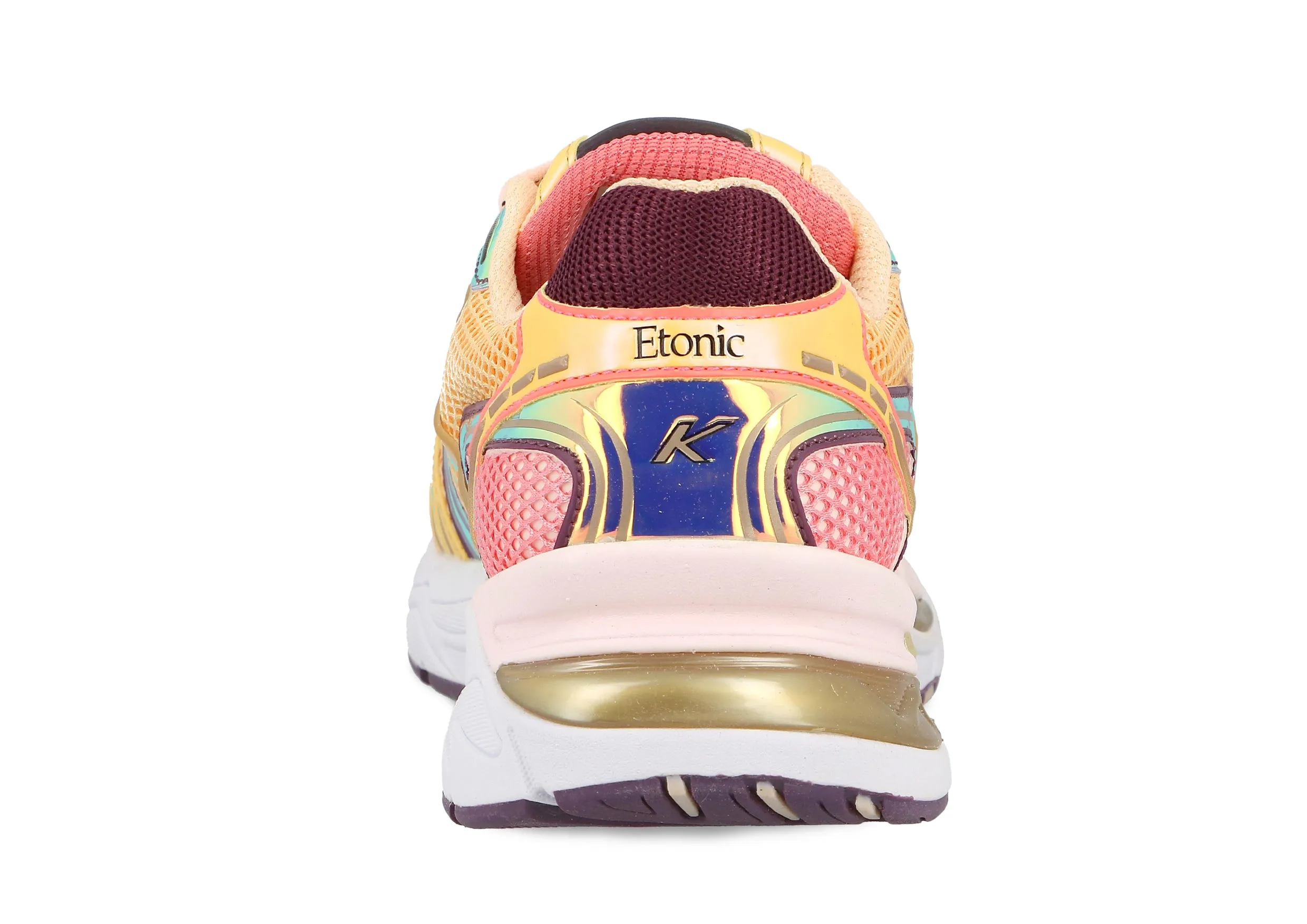 Etonic Kendari 3.0 sneakers in fuzz peach mesh, tonal and opalescent leather inserts with pink details.