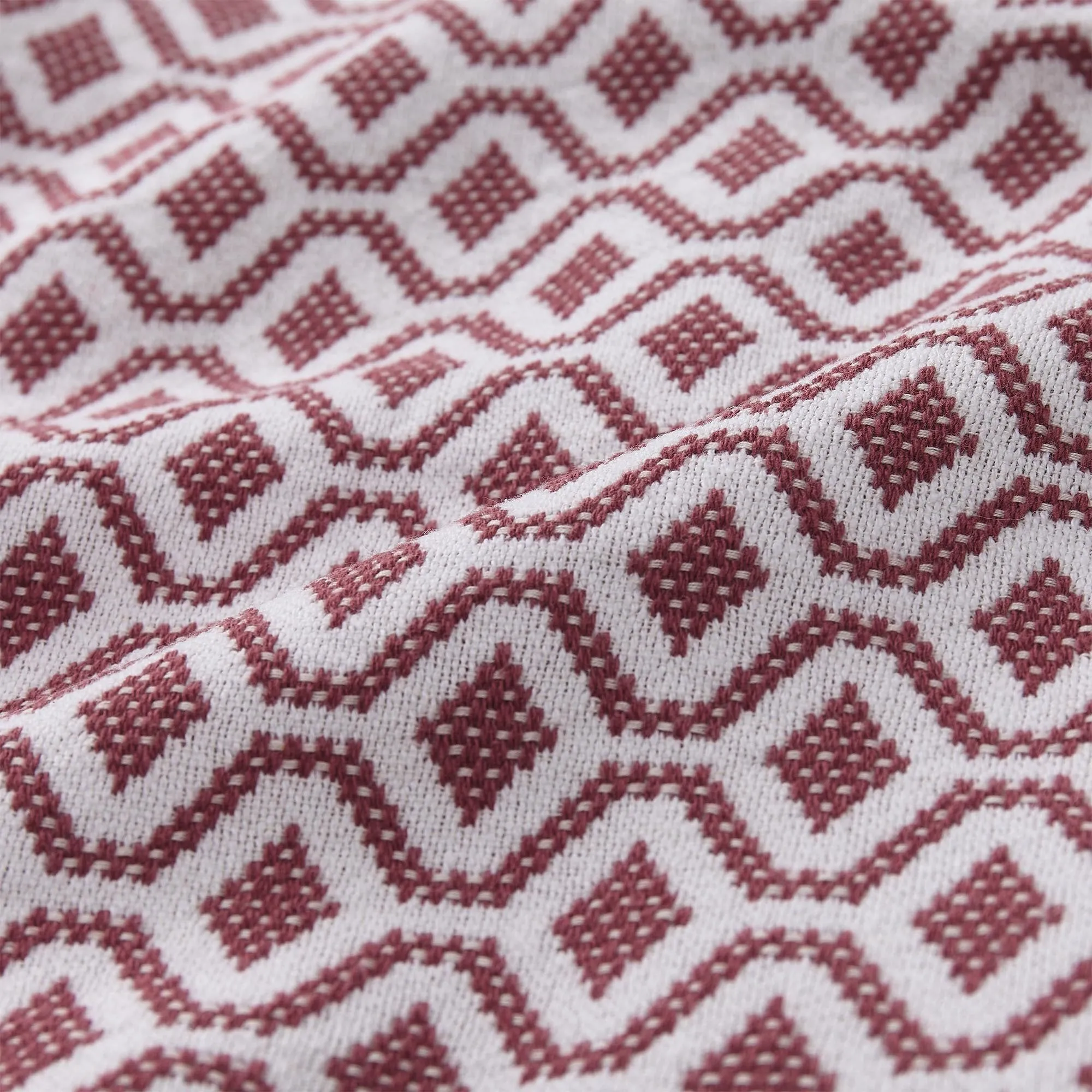 Viana Cotton Quilt [Raspberry rose/White]