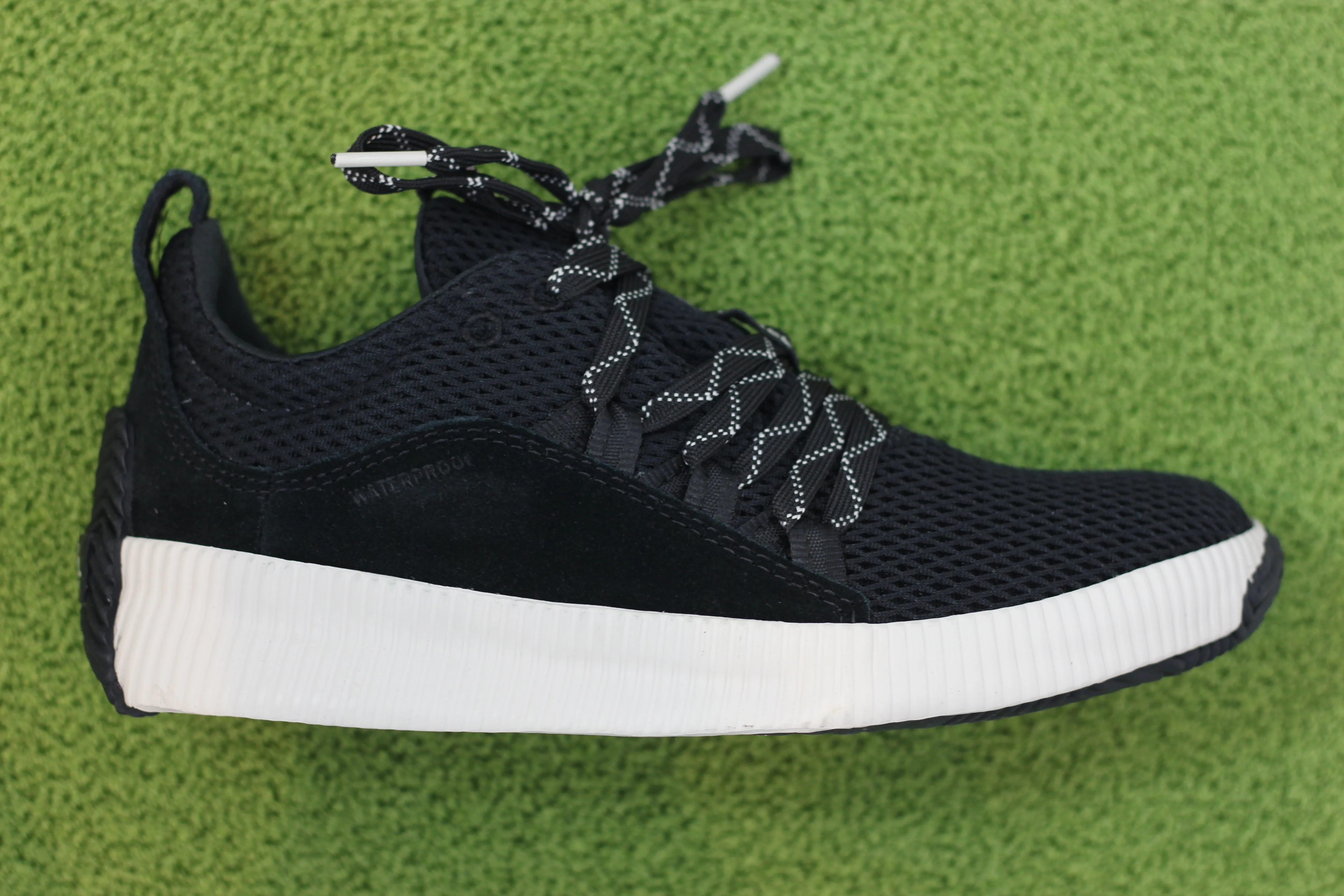 Women's Out N About Sneaker - Black Waterproof Mesh